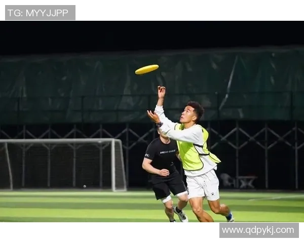 热议飞盘：北京飞盘队的耐力变革_1